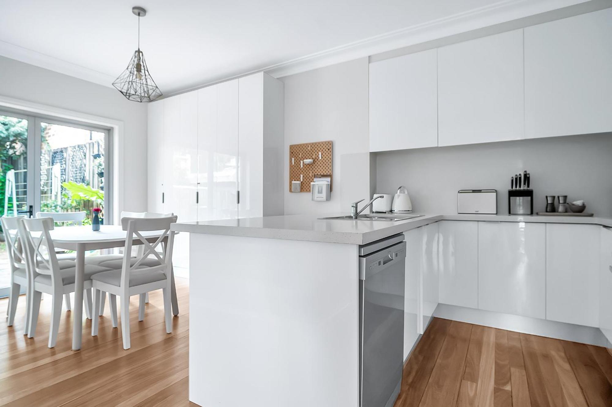 The Newtowner - In The Heart Of Newtown!